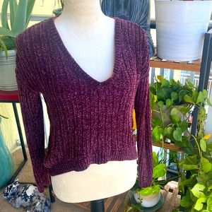 3/$15 bundle and save! Guess sweater.